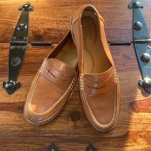 Women’s Sperry Topsider Seaport Penny Loafer